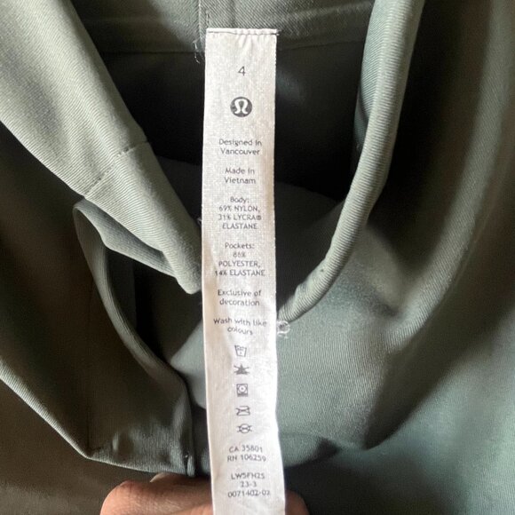 Lululemon High-Rise Flared Pant – Dark Forest – Size 4 - Picture 12 of 12